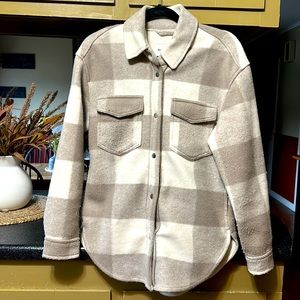 Women’s Abercrombie & Fitch Shacket- size Small